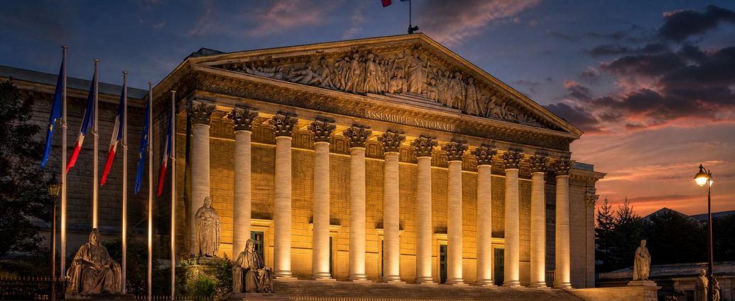 Francia Aprueba Ley Sobre Ayuda Medica Para Morir Tras Histo Destacada